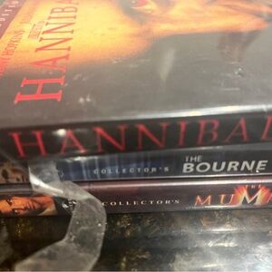 3 DVD Bundle – The Bourne Identity (NEW), The Mummy Returns, Hannibal